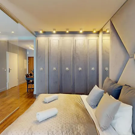 Appartement Dmowskiego Downtown By Wroapart Pl Wrocław