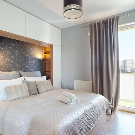 Apartament Dmowskiego Downtown By Wroapart Pl